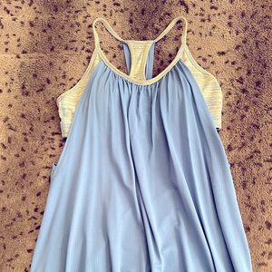 Lululemon tank top in size 6